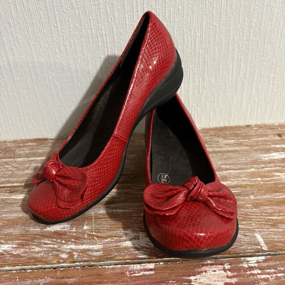 Red Bow Hush Puppies Snakeskin Flats Work Twee Retro Funky Classic Fun Women 8.5 - Picture 2 of 16